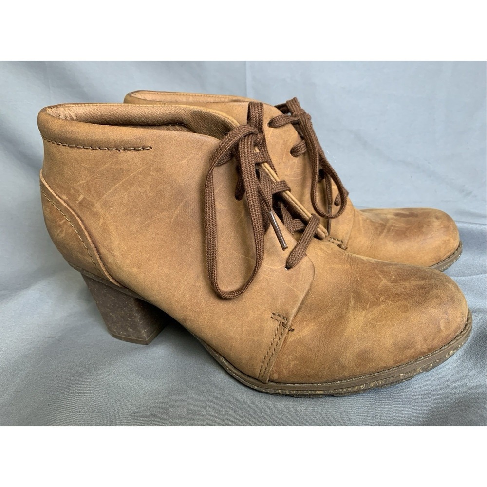 CLARKS Boots‎ Women's Size 9M Leather Brown Lace-Up Oxford Heeled Ankle Booties